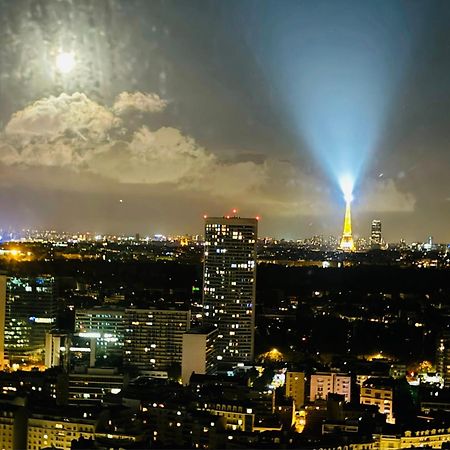 Apartment Paris La Defense Eiffel Tower Outlook Пюто Экстерьер фото